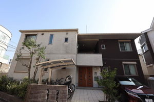 シャーメゾン上野西