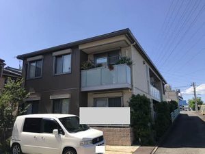 アン　シャルマン