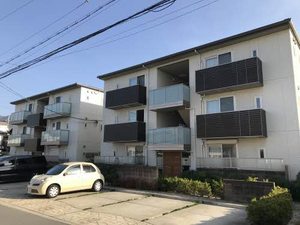 エミネンスコート東野