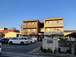 シャーメゾン友井