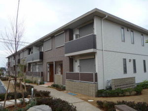 シャーメゾンガーデンズ　エステート