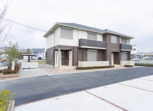 アトリエール　上中　Ｃ棟 C102号-2