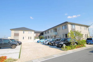 シャーメゾンルンガルノ 0108号-1