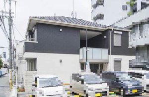 スクエアコート