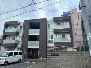 シャーメゾン　流町