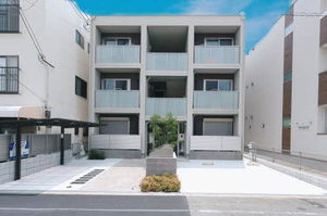 シャーメゾン今津中