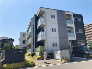 シャーメゾン中鴻池