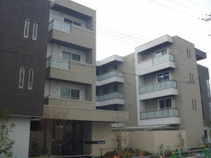 シャーメゾン　エーデルワイス