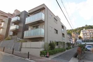 シャーメゾン山本通 0301号-1