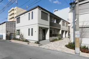 ＴＨＥ　ＰＲＥＳＴＩＧＥ