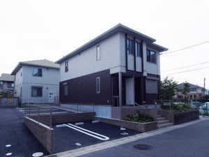 シャーメゾン山手井上