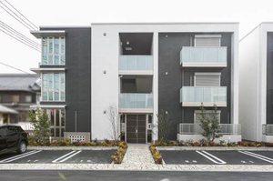 クイーンズ八木 B202号-1