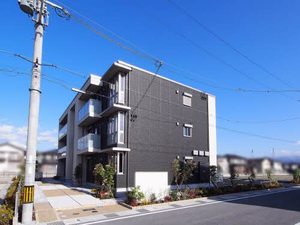 シャーメゾン新栄