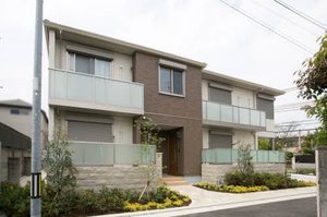 シャーメゾン里