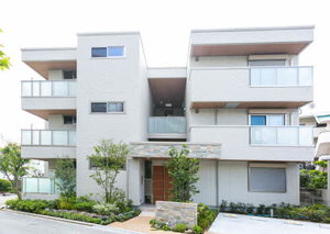 ガーデンズ　千里中央 0202号-1