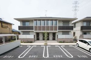 カーサ　ファミーユ　Ｂ棟