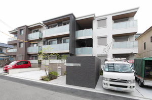 シャーメゾン　ラグジー