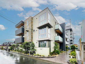 ウェブロンザメゾン東名坂