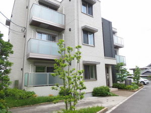 シャーメゾン翠風館