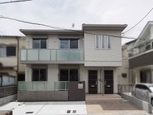 パティオ　ヴィエントⅢ