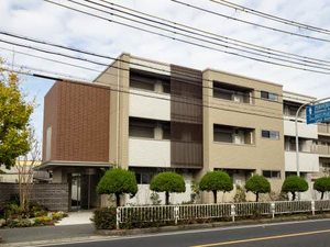 シャーメゾン・ブルームステージ