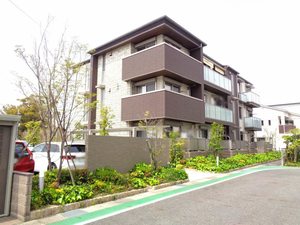 アクア　コート　草津