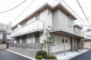 シャーメゾン　セントレージ　イースト