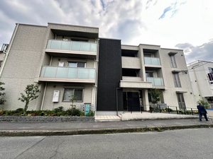 ロイヤルメゾン交野