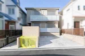 アドゥコ　上泉町 0102号-1