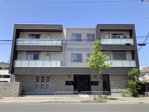 シャーメゾン小野小町