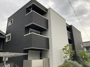 シャーメゾンＳｅｍｂａｙａｓｈｉ　Ｏｍｉｙａ