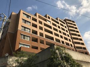 グランドメゾン万博公園南５０２号室