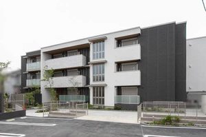 Ｓｈａｍａｉｓｏｎ　Ｌａ　Ｖｅｒｄｕｒｅ