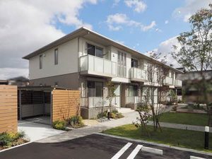 グランロシェ－Ｅ 0107号-1