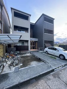 レジデンス伏見稲荷 0102号-1