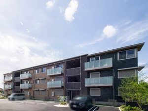 シャーメゾンレフィーノ 0203号-1