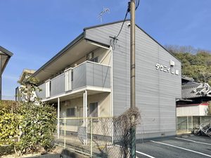 タウニィ山崎 0202号-1