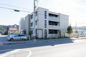 トラスティ　エム