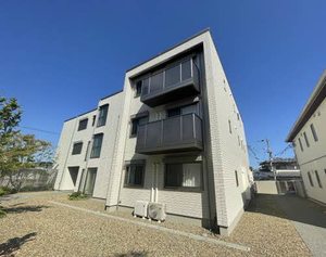 ザ　フジイ　ガーデンＣ・Ｄ