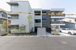 ロイヤルメゾンさくらガーデン