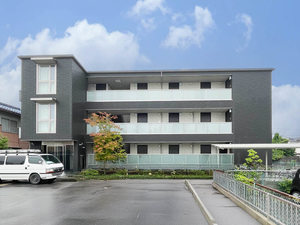 シャーメゾン　エイト