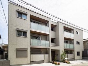 シャーメゾン　セレナ　ヴィラ　小阪Ｅ 0201号-1