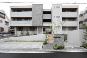 Ｓｈａ　Ｍａｉｓｏｎ　Ｅｔｏｉｌｅ