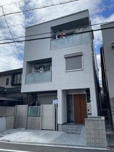 シャーメゾン　リッシュ