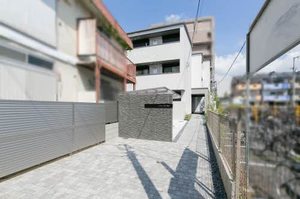 シャーメゾン　カーサレジオ 0105号-1