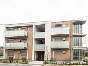 シャーメゾン　セレーノ 0302号-1