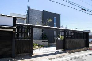 シャーメゾン上町