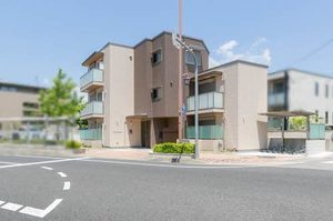 Ｐｉｎｅ　Ｇａｒｄｅｎ