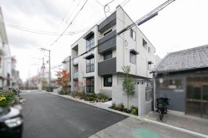 シャーメゾン　ルアナ