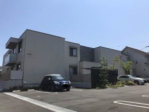 シャーメゾン　イーストコート